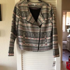 Brand new fabulous jacket sits at the waist